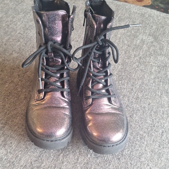 Art Class Metallic Kids Rain & Snow Boots - Picture 1 of 6